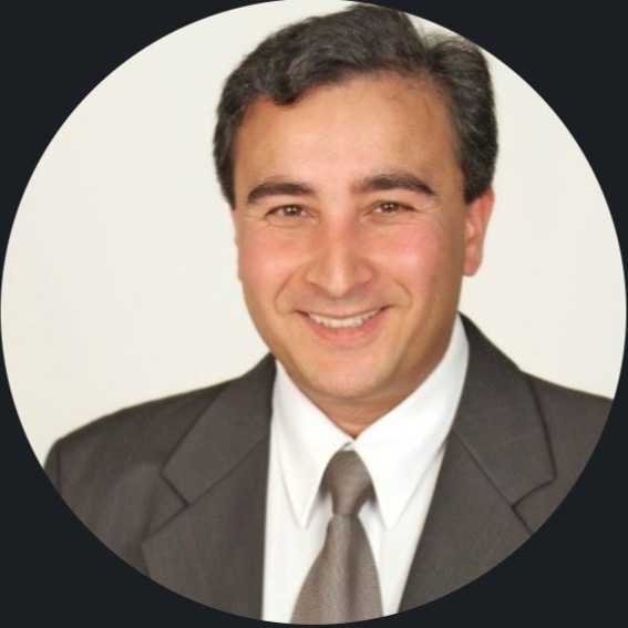 Utku Akkoç – Personal und Führung
